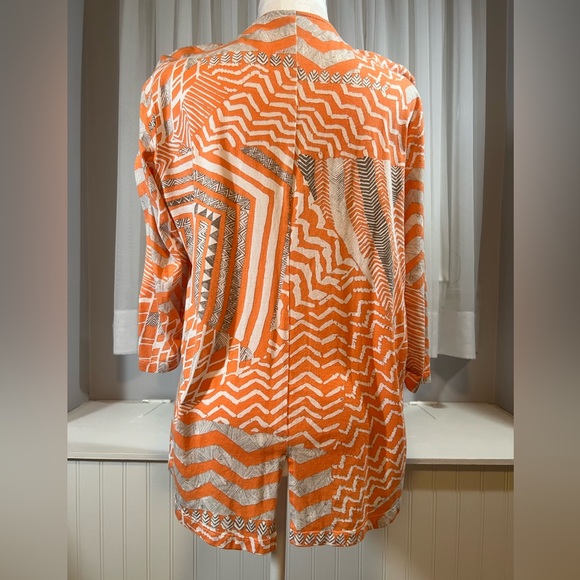 Chico’s Mid Sleeve Sheer High Low Hem Split Back Blouse - Picture 2 of 4